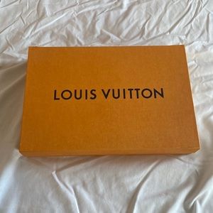 Louis Vuitton box